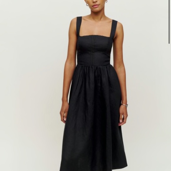 NWT Reformation Tagliatelle Linen Dress Black - Picture 2 of 7